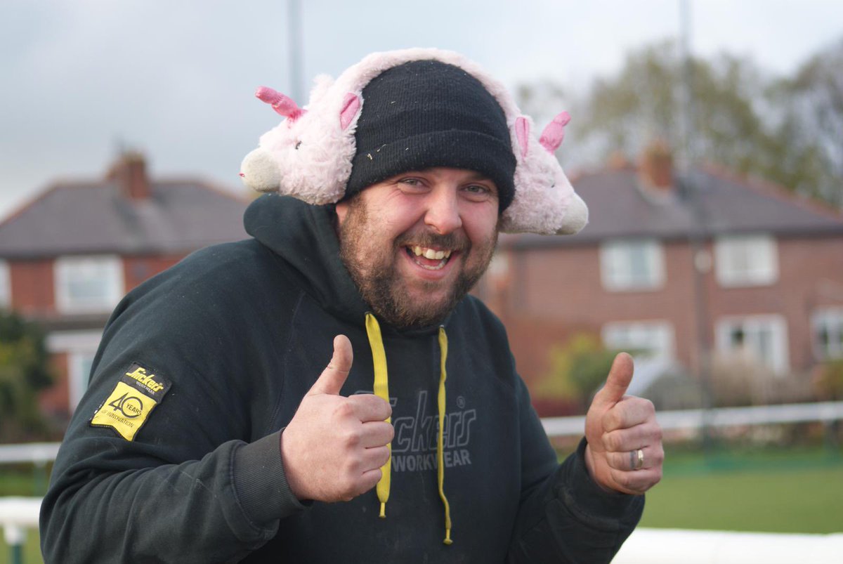 *Girls Under 11s (Current years 5&amp;6)*
Training Mondays 6.30-7.30pm and Saturdays 9.30-10.30am
Coaches Jamie Brown and Martin Watson 
Team Admin Sam Brown 07927058575 and Celia Farrimond 07739305286 
This is a brand new ✨ age group in girls rugby 🏉 for 2021
#everywherewegooo