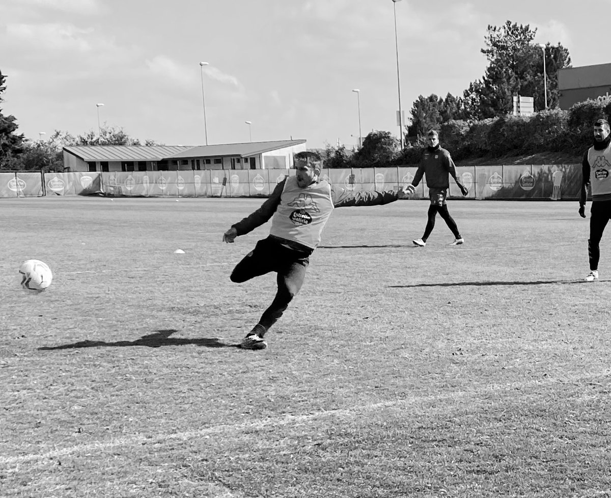 CDeportivoLugo's tweet image. 😎 #TwoVersions
@Gerardvs40 

#ForzaLugo