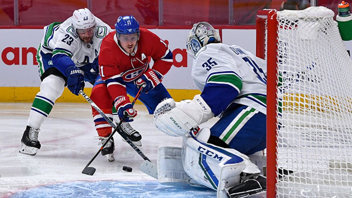 MatthewEvolves's tweet photo. We're live 7 to 9 AM with plenty of #Habs #NFL & more on #WeekendGamePlan. GUESTS: @TheFourthPeriod @IanBeckles @lidlines. With @davetrentadue.
Question of the Day - What is the key to #Montreal finally winning a game in extra time?
(https://t.co/5KSfa6IuX0 pic) https://t.co/toMmn6j1Gn