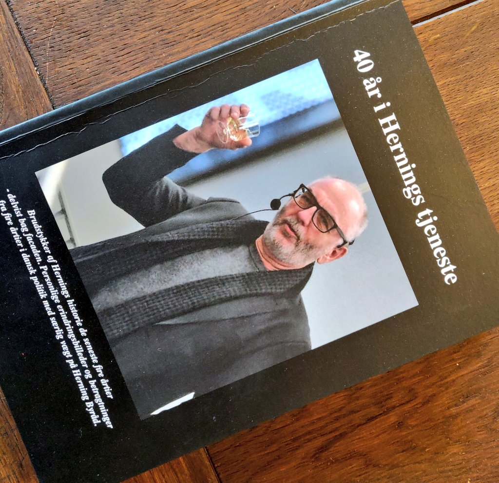 Har du endnu ikke fået læst den nye selvbiografi af Johs. Poulsen, byrådsmedlem i #Herning for <a href="/radikale/">Radikale Venstre</a> gennem mere end 40 år, og tidligere MF, så kan den bestilles lige her: findbogen.dk/40-aar-i-herni…
#dkpol