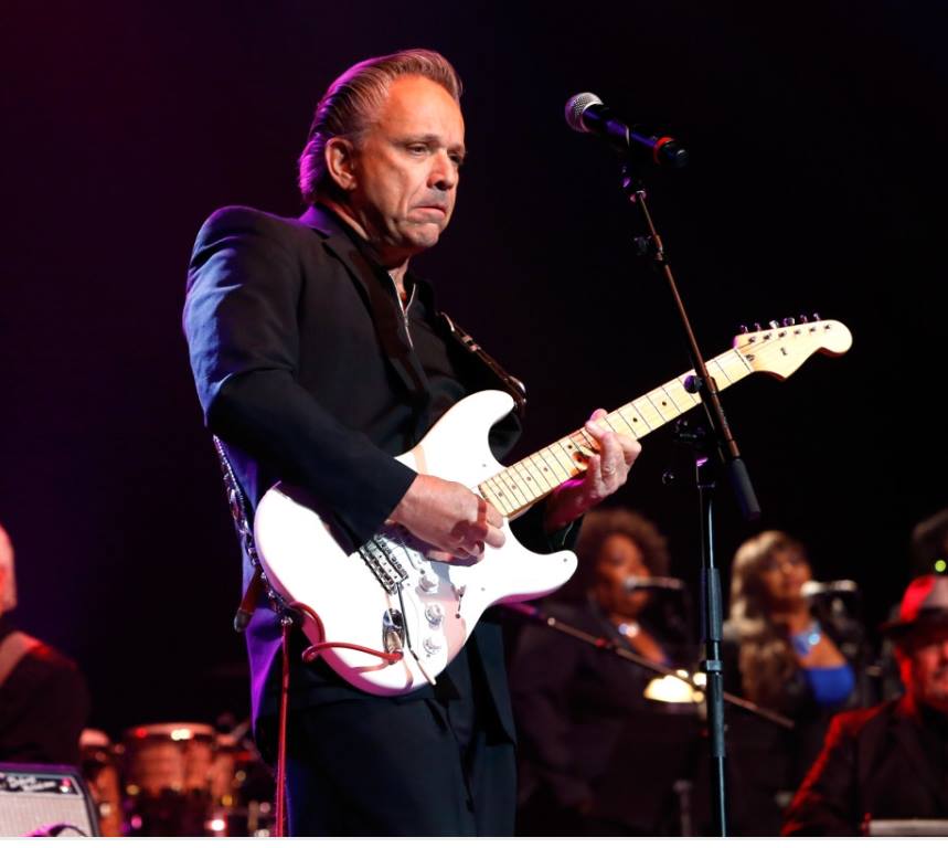 Happy Birthday to Jimmie Vaughan, 70 today. 