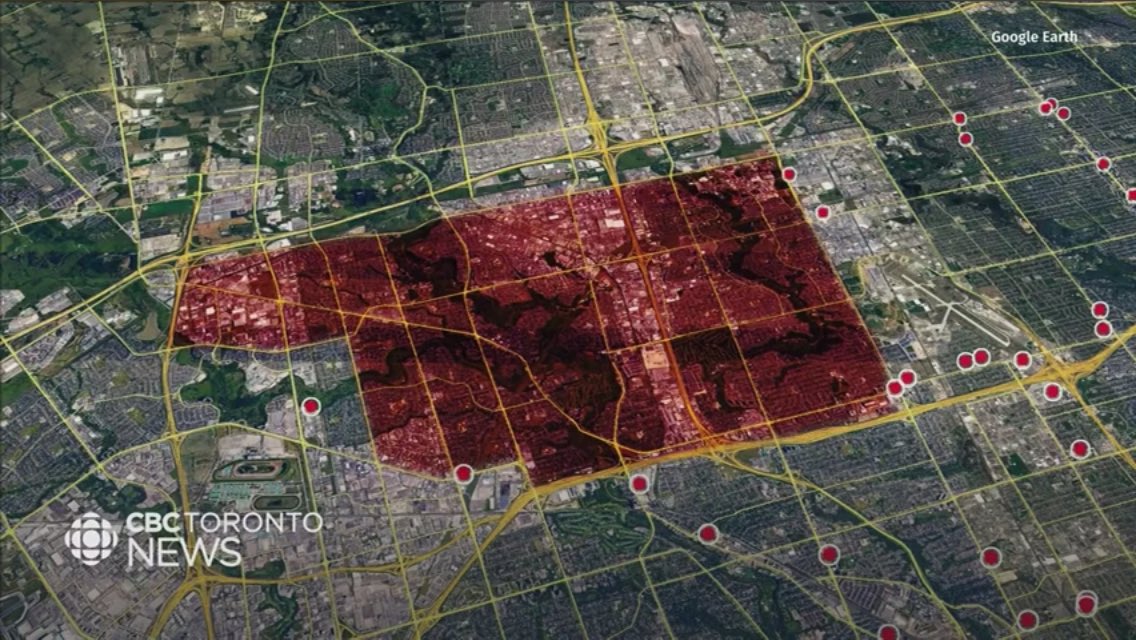 NaheedD's tweet image. The red dots = pharmacies now providing vaccines

The red blank spot = Toronto's Northwest corner (one of the areas hardest hit by #COVID19 &amp;amp; where many low-income racialized people live)

Why is Ontario's #CovidVaccine distribution plan leaving out those most affected?