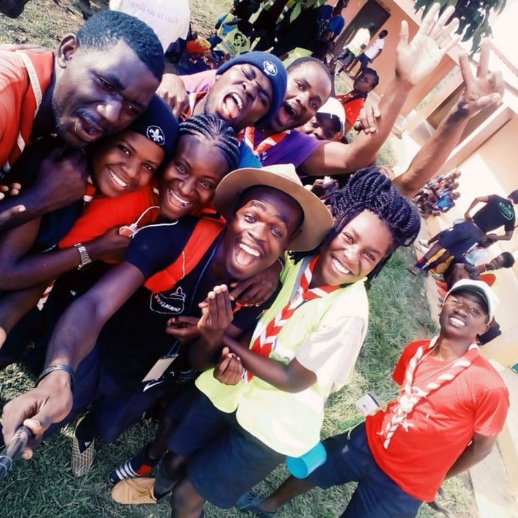 😁 Smile, it's the International #DayOfHappiness! 😁

The social aspect of Scouting is one of its greatest attributes & puts smiles on many faces! We know it's been difficult lately & we're proud of how #Scouts have helped each other through. 🤗

📍 Angola  📸 Brolin Wannderlley