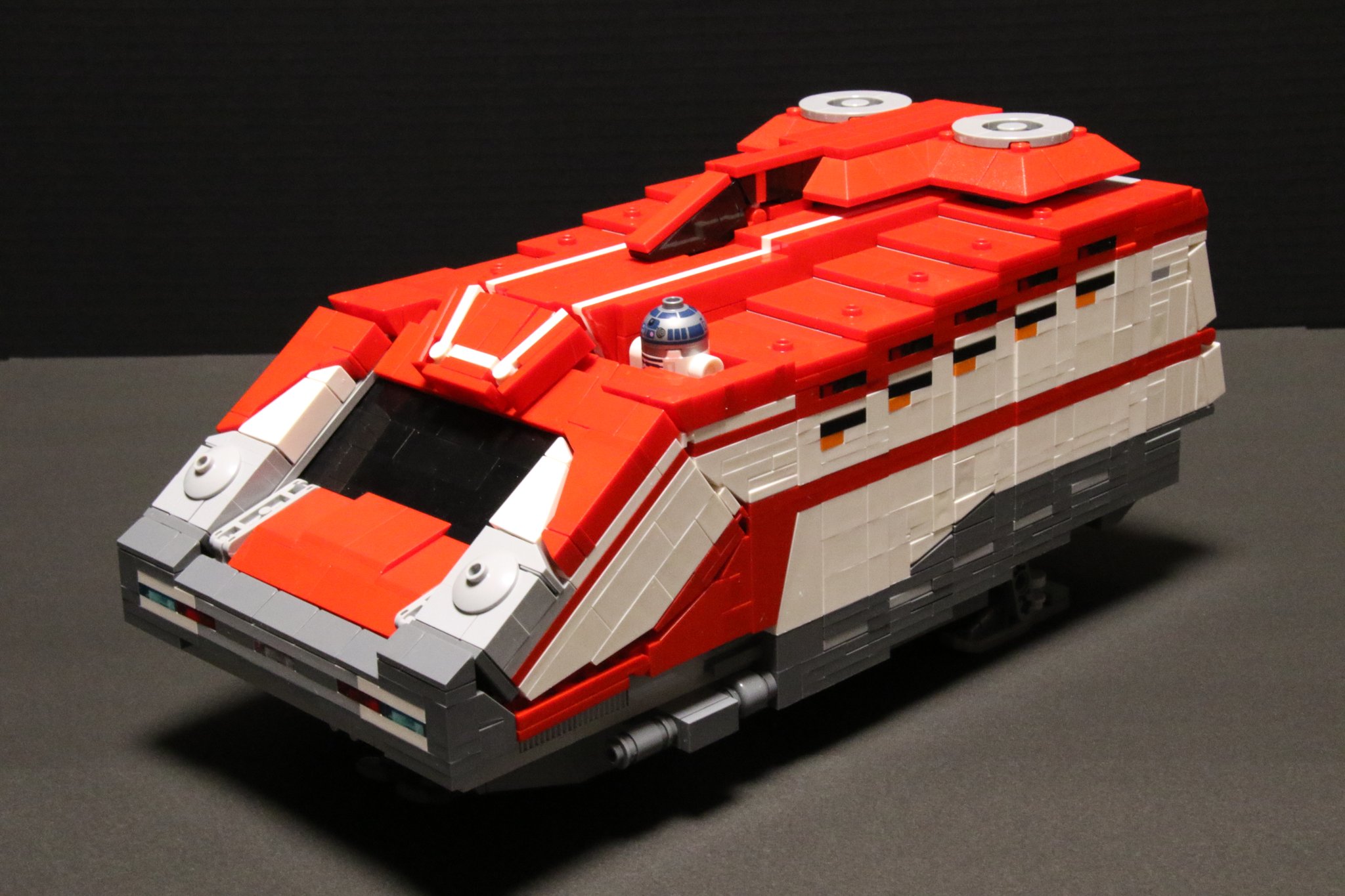 スターツアーズのスタースピーダー1000