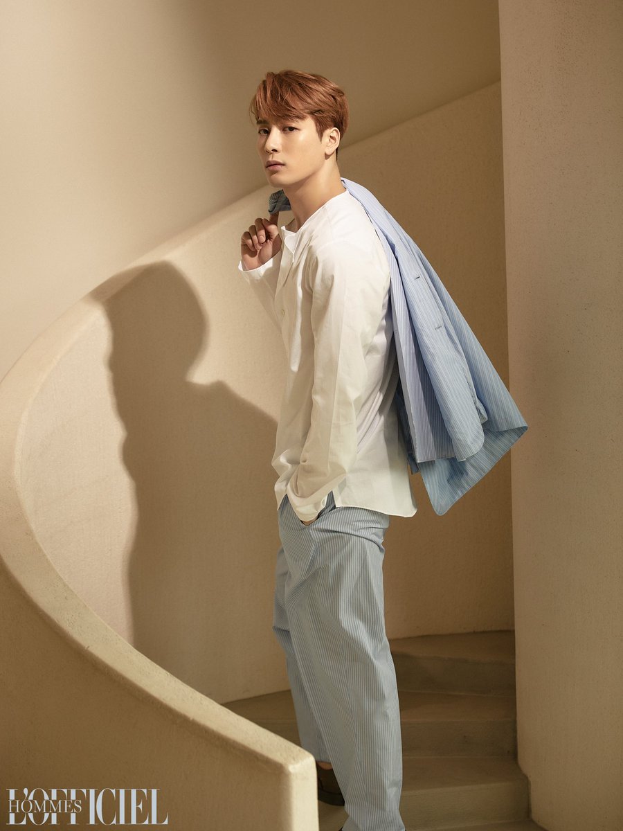 TEAM WANG records (@teamwangofcl) on Twitter photo L'officiel Hommes Korea
SPRING/SUMMER 2021
<a href="/JacksonWang852/">Jackson Wang</a>
.
#JacksonWang
#TEAMWANG
#LofficielHommes L'officiel Hommes Korea
SPRING/SUMMER 2021
<a href="/JacksonWang852/">Jackson Wang</a>
.
#JacksonWang
#TEAMWANG
#LofficielHommes