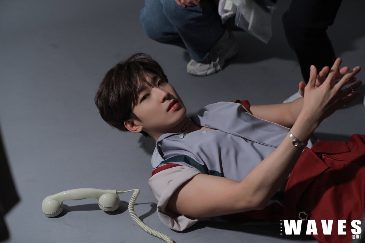 _wonwoo_glasses's tweet photo. 원우야.....🤯😭😇 https://t.co/36oVQgNOdk