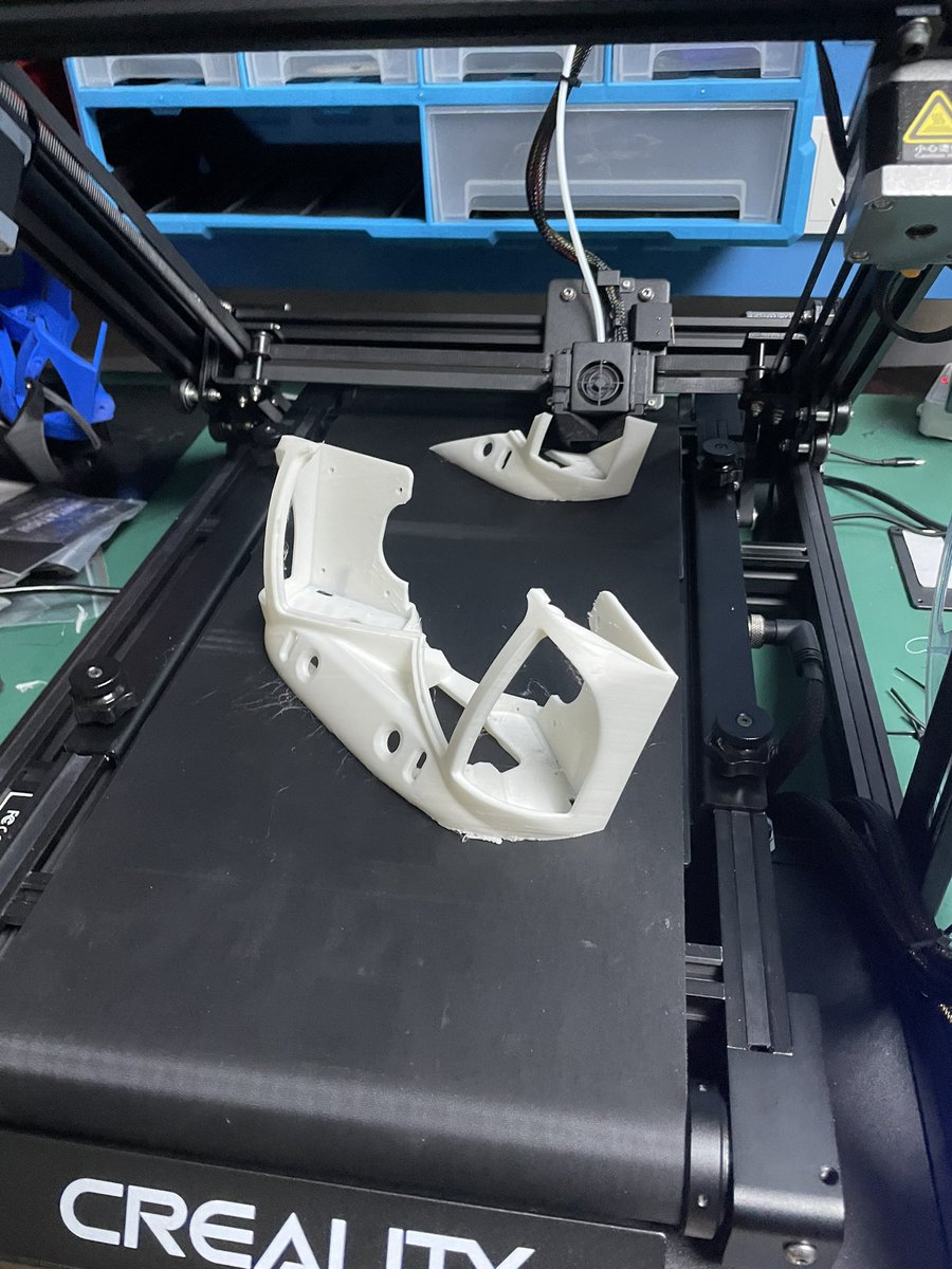 CombineReality tweet media