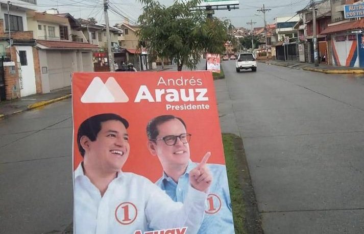 esiguencia65's tweet image. La provincia del #Cañar activada por nuestro #BinomioDeLaEsperanza, porque esta vez #TrataDeTodos!!!
#ContigoConTodosAhora 
#ArauzRabascall 
#CañarEs1
@ecuarauz
@rabascallcarlos 
@blascoluna
@UnesCanar
VOTA LISTAS 1...