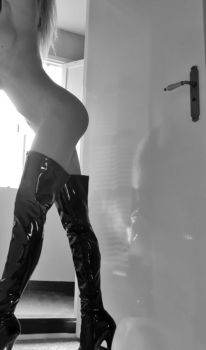 New video 👇
onlyfans.com/dafnevanderboon