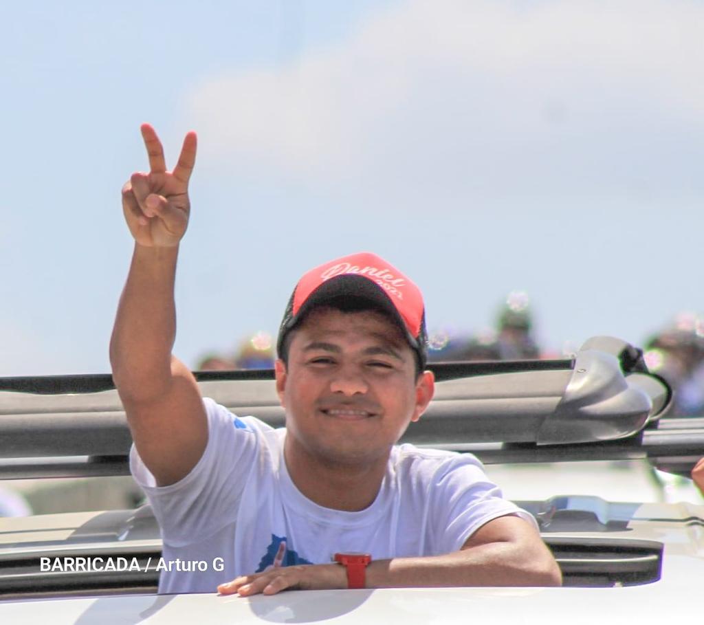 CTipitapa's tweet photo. #NicaraguaLinda da la bienvenida al  #OrgulloDeMiPais Roman Chocolatito González en su retorno al país hoy #20Marzo 
#ManaguaSandinista 
@samcarrion18 @krupskaya_ny @TPU19J @fr1nkro @MaryuriRG @Flor_Avispa @DayanaSiles4 @MinsaTipitapa @Blandon_ly @ElietteSqvl @Francis18434738 https://t.co/9jXCAAHbZB