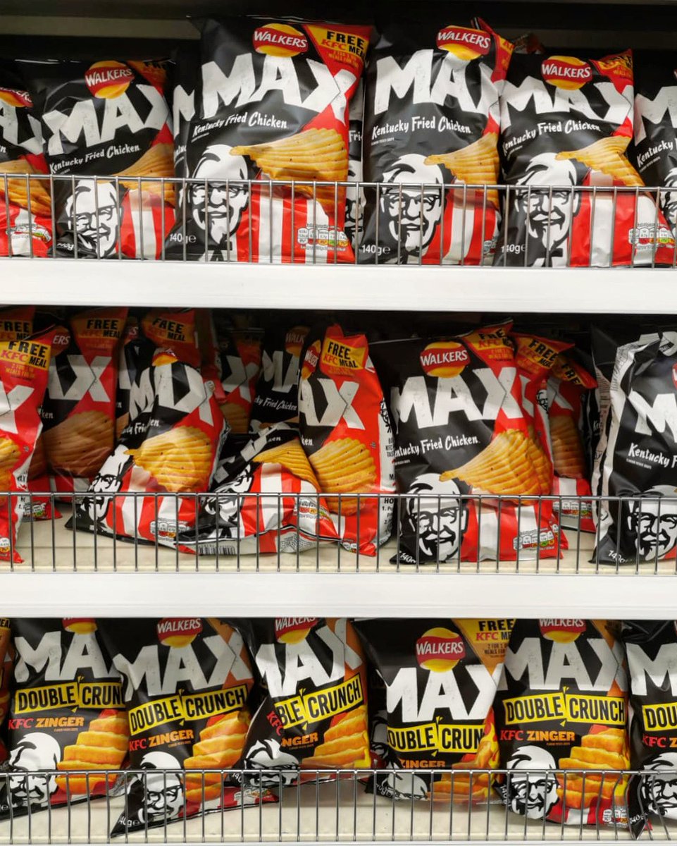 Abber_naffy's tweet photo. Anyone tried these yet? Can’t stop eating them 😅
#kfc #walkers #kfccrisps #walkerskfc #walkersmax @walkers_crisps @KFC_UKI https://t.co/ITOybYtWMT