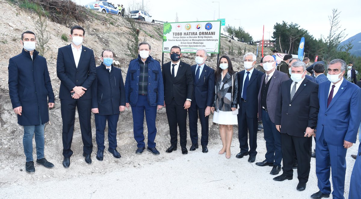 Bizler; kıyamet koparken bile, elinde bir fidan varsa onu dikmenin tavsiye edildiği bir kültürden geliyoruz. Ağaca, yeşile ve çevreye sahip çıkmak, insanoğlu için en önemli erdemdir.