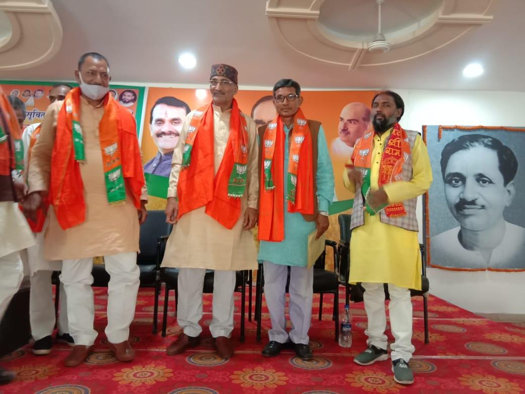 omprakash_akela's tweet photo. https://t.co/FXk2jcmgYG
