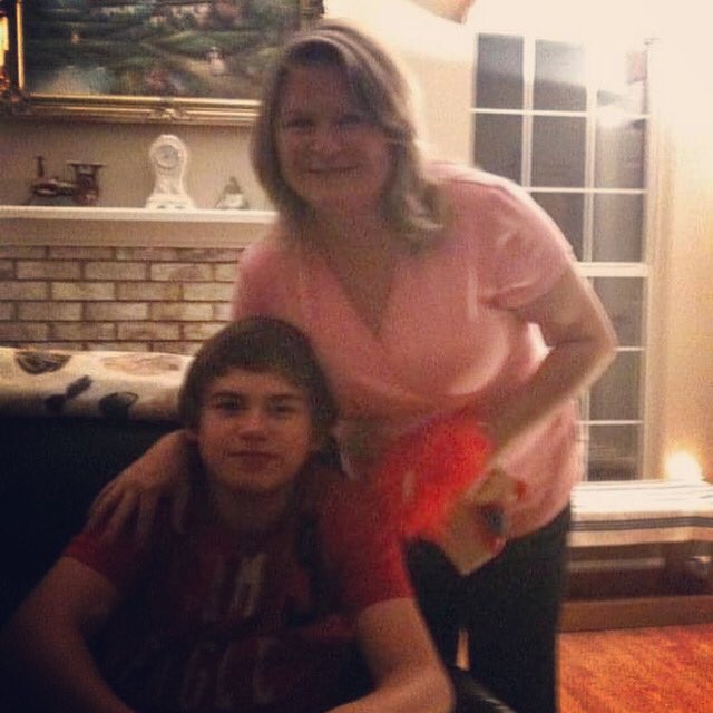 BanksBanker's tweet photo. My Angel, Logan & me 10 yrs ago. I can’t believe you’ve been gone 6 yrs❤️🙏🏻💔 I love & miss you SO much. It doesn’t seem real so God and #JesusChrist carry and help me thru🙏🏻❤️#childloss #justiceforloganperry https://t.co/nePU4U7imm