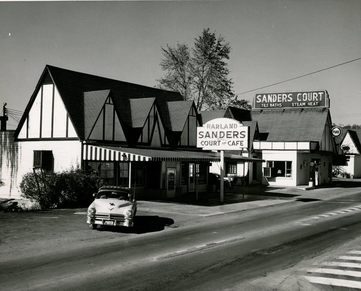 mhenderson33's tweet photo. 91 years ago in Corbin, KY, Harlan Sanders opened a cafe which would become..Kentucky Fried Chicken, KFC @RonRuggless @jonathanmaze https://t.co/QFcBYbPkLZ