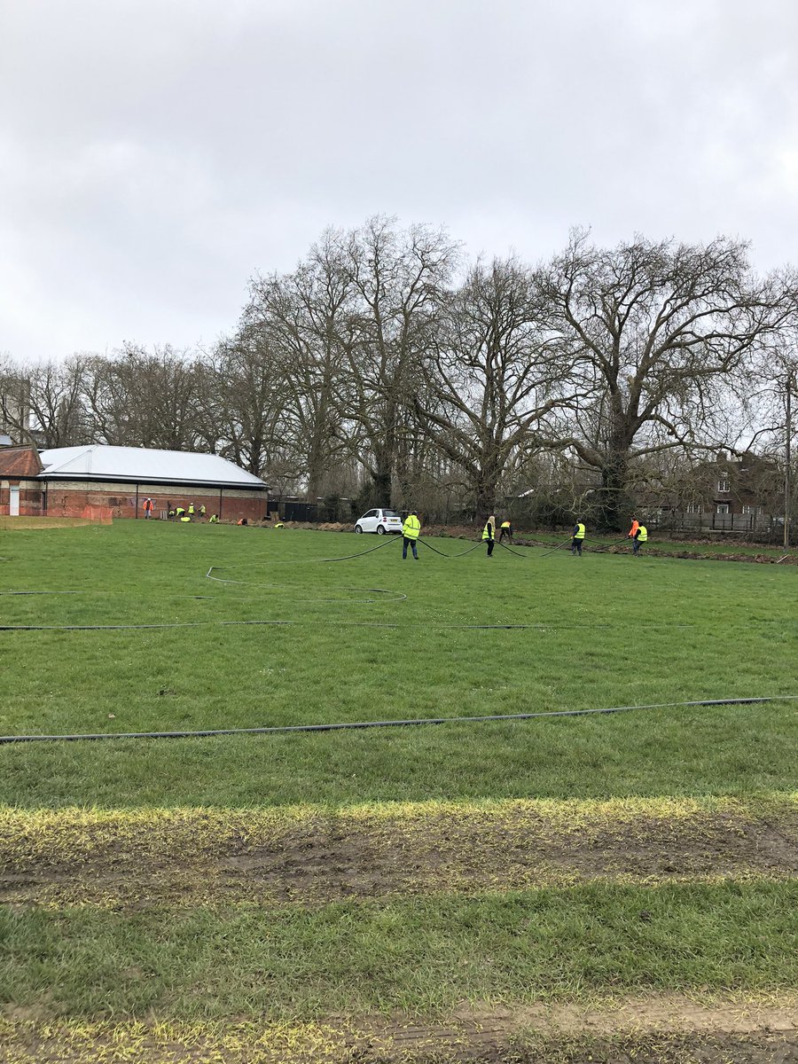 stouty26's tweet image. Good a d productive morning @RdgHydro #cablepull #kingsmeadow ready for #thameslido @EnvAgency @RiverThames @CanalRiverTrust #cavershamweir #hydropower