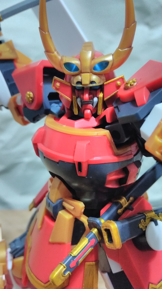 犬 A Twitteren フレームアームズ信玄完成 通常顔は口を小さくして若い顔に マスク顔は鬼の面頬を付けているイメージで口描いてみました デザインが完成され過ぎて下手に手出し出来ない このダサカッコ良さを活かす方向でやらないと上等な料理に蜂蜜だ フレーム