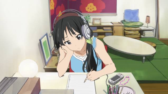 15 Japanese Anime Guys with Headphones List  OtakusNotes