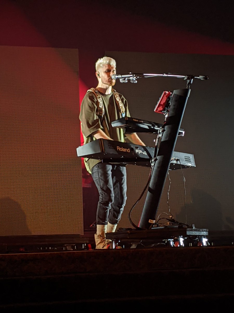 LoveForColtonD's tweet photo. @coltondixon 🥺💜 https://t.co/P9KCkbmHSu