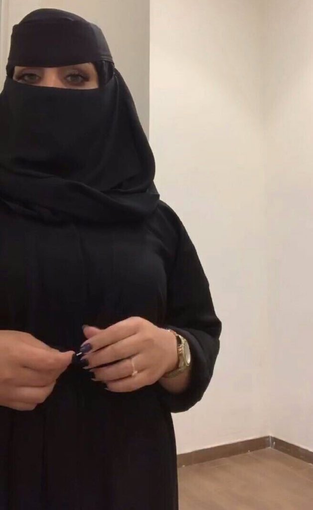الشيخه حفصه tweet media