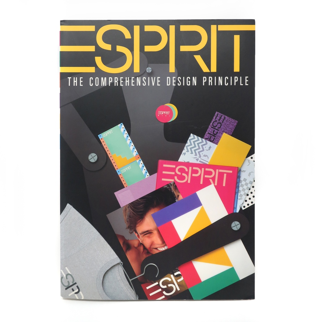 thisistenon's tweet photo. Fantastic ESPRIT book up on the site featuring so many incredible architects & designers, plus alllll the #vintageEsprit
#espritvintage #1980sdesign #sottsass #ettoresottsass #aldocibic #shirokuramata #postmodern #postmoderndesign #postmodernism #modernism #classic https://t.co/ebLU7O2Bxs