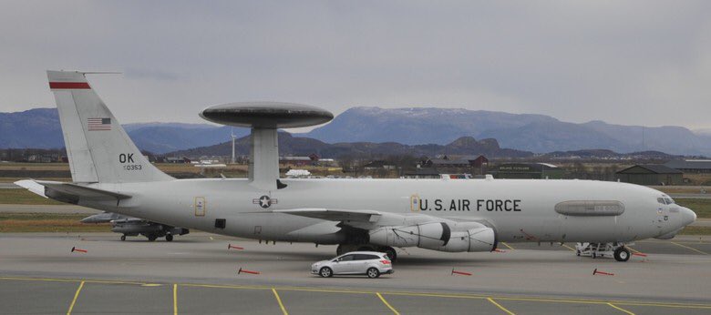 ChristopherJBLV's tweet photo. BOEING E-3 SENTRY
BOEING KC-10 EXTENDER https://t.co/uRFWBJf63w