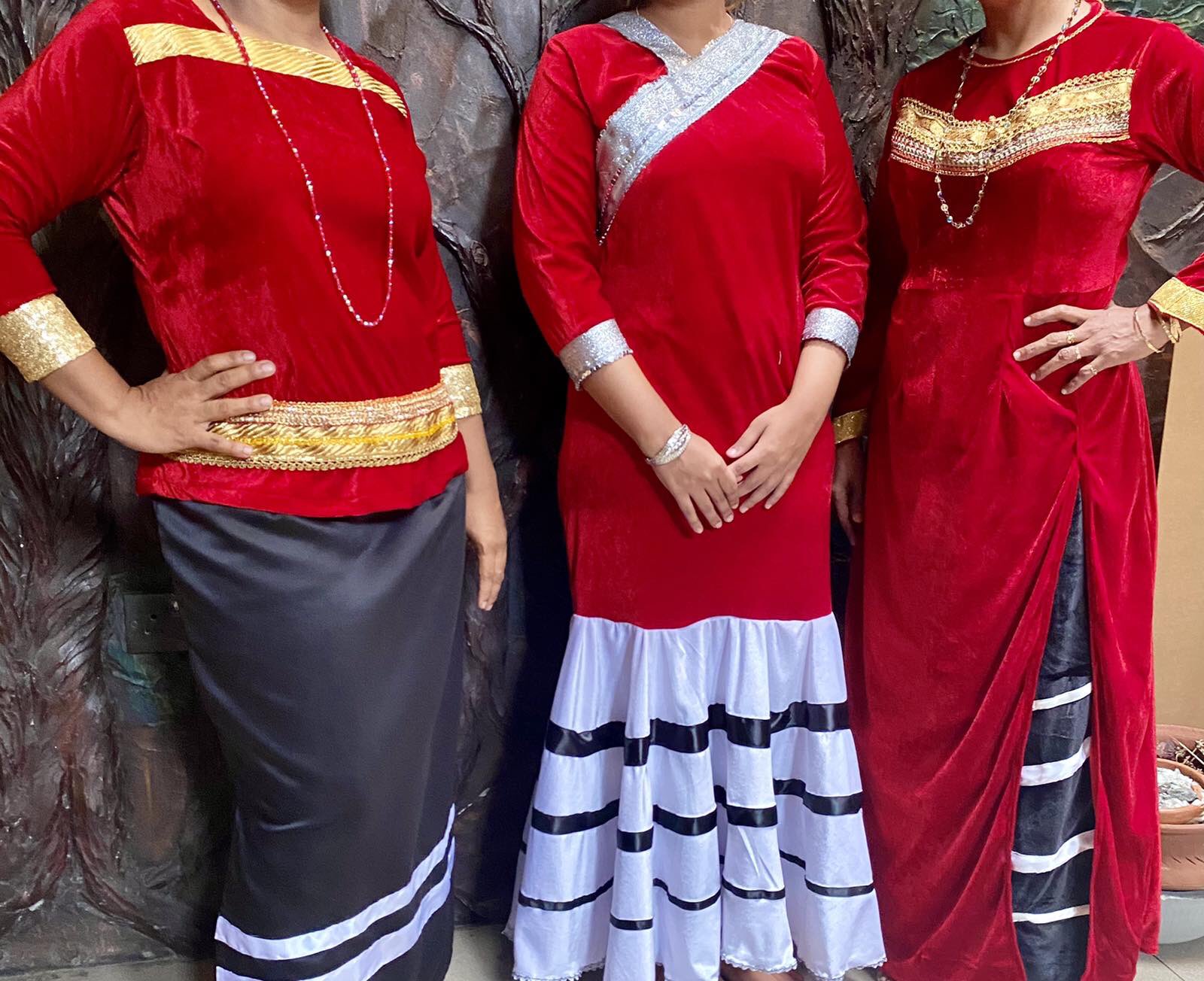 Chompy on X Modified Maldivian cultural dresses. My collection. https t QguWBkgshX X