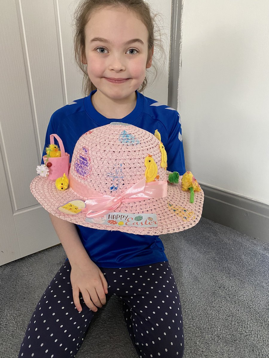 Kagglestweet's tweet photo. Holly has designed her 2021 Easter Bonnet #Bonnetparade #Easterfun @PinehurstP @MrsLBurke1 https://t.co/7pBYPp7ZYw