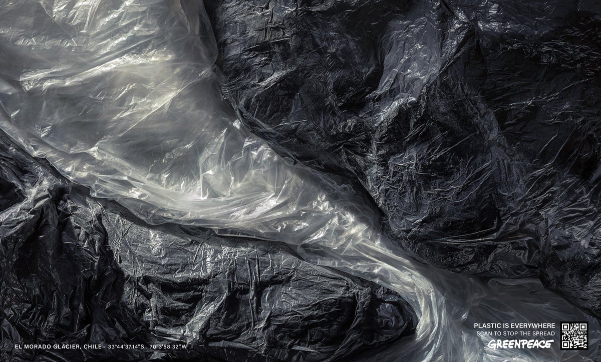 loriiferrari's tweet photo. Bellissima campagna di sensibilizzazione realizzata da #greenpeace per sensibilizzare sull’#inquinamento da #plastica. 

#plasticiseverywhere https://t.co/wAJFRh1Y2j