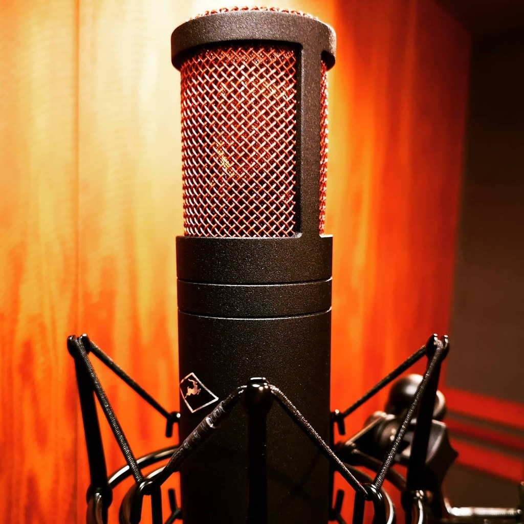 hamamotts's tweet photo. かっこいい
#EdgeDuo #AntelopeAudio
#recording https://t.co/qKDZZD2hfh https://t.co/IsgdF4oFun