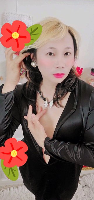 #ladyboy #femboy #sexyboy #gayboy https://t.co/hWTuna2dE3