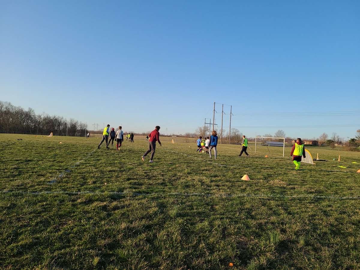 Coach_Flesch's tweet photo. Solid turnout for the first off-season open field. Very happy to see the boys taking initiative and to see their excitement for the upcoming season!!! @CooperMenSoccer #soccerfamily #timetogrind #itsnotthatcold https://t.co/1AJIgnDWm7