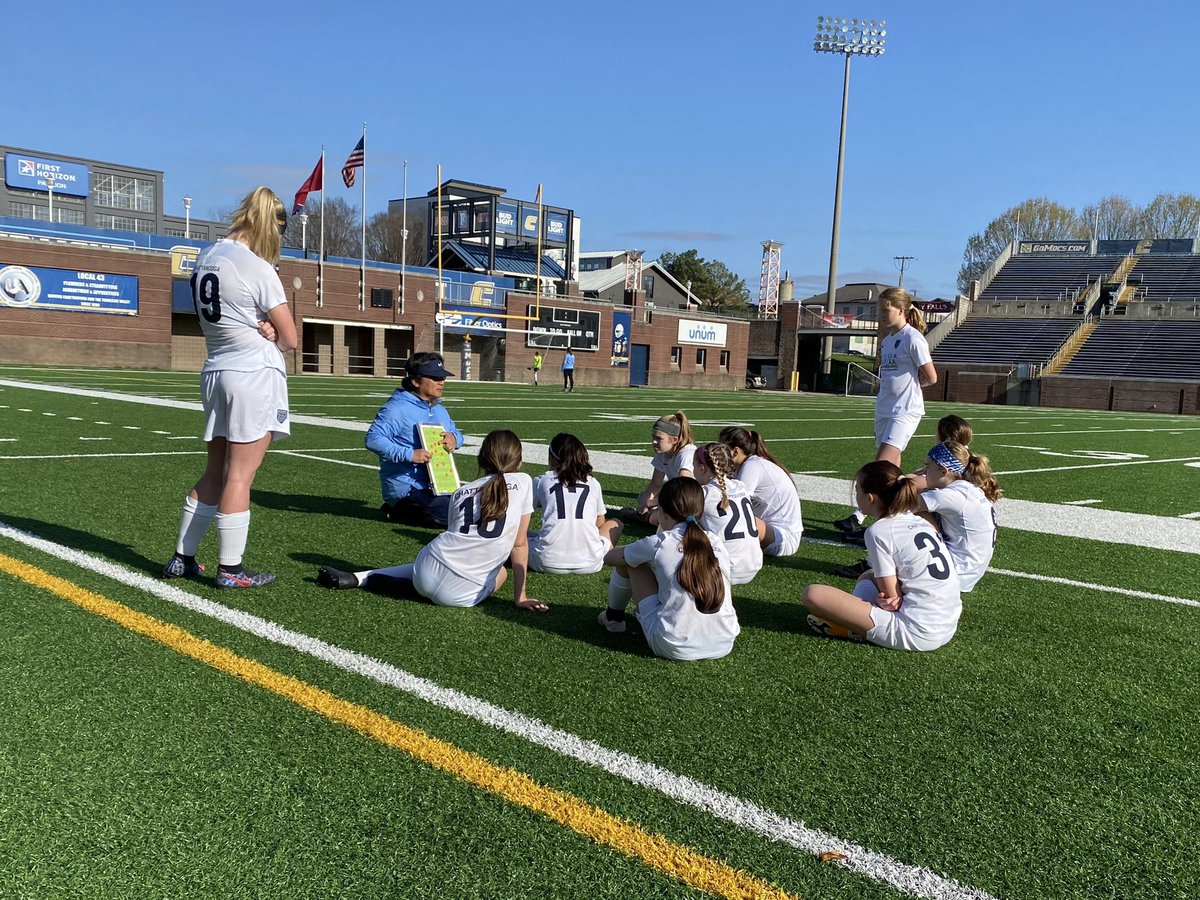 CFCYouthSoccer's tweet photo. Pregame words of wisdom from Coach Steve to the Chattanooga FC 08 Girls Navy before their @TennesseeSoccer State League match in Finley Stadium. Great for these girls to play where the pros play. #CFCunity https://t.co/hcjqS0Bx6m