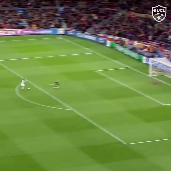 Happy 37th birthday Fernando Torres Provided one of the most iconic moments in history. 