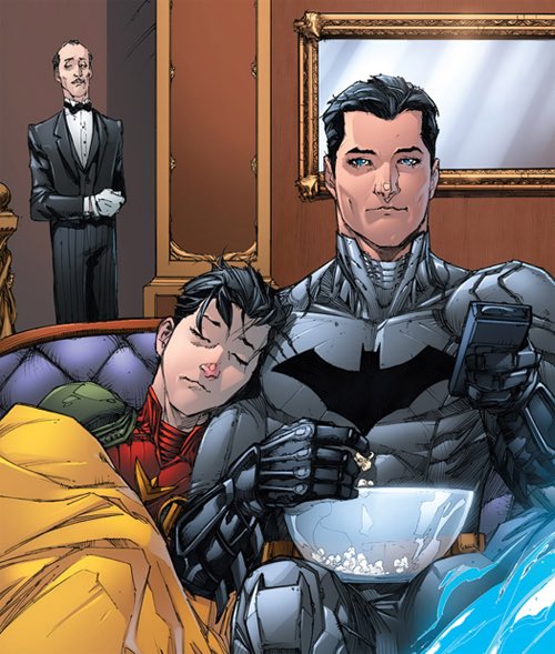 anakinsvywalker's tweet photo. “He knows exactly what it’s like to lose someone he loves. You know, like a father. Like a mother. Like an adopted son. Isn’t that right, Batman?” #SnyderCut https://t.co/LWDJ5gzfSi