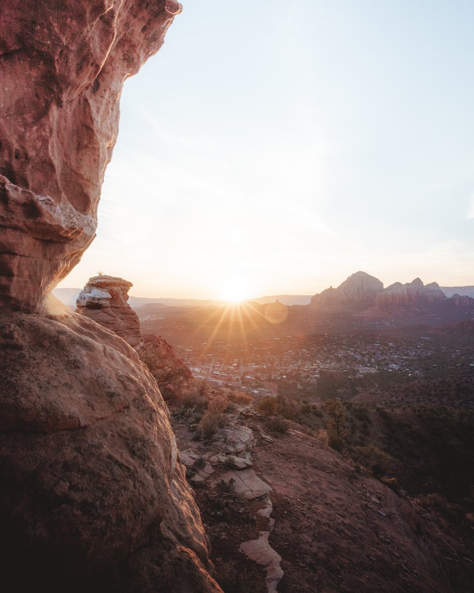 inthemeadow's tweet photo. places that make you feel small https://t.co/UNzfZHE1IT