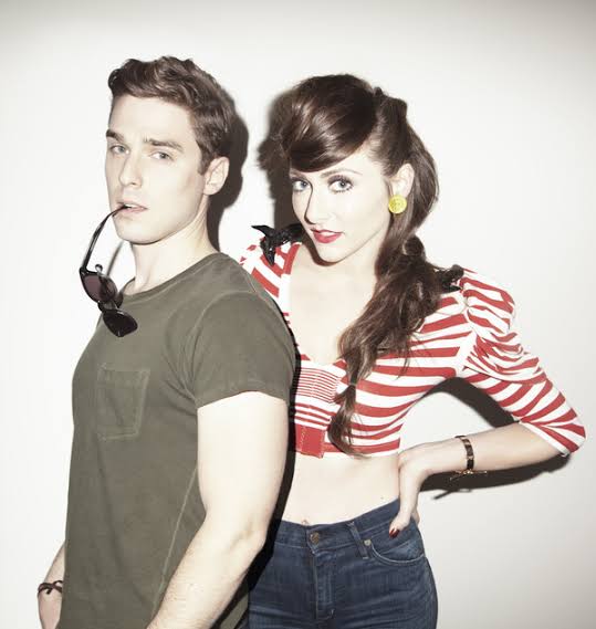 Bedazzled_666's tweet photo. Baru ngeh kalau "Qveen Herby" dengan klip-nya "Sugar Daddy" itu dulu adalah band "Karmin", makanya ndak begitu asing sama wajahnya hahahahahahaha https://t.co/NB1nCpFnEz