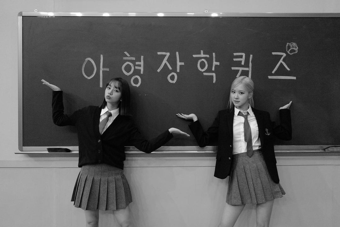 deepbleurose's tweet photo. Knowing Brothers tonight at 9PM! Watch it live ✨ https://t.co/9T5zOAVGdU
