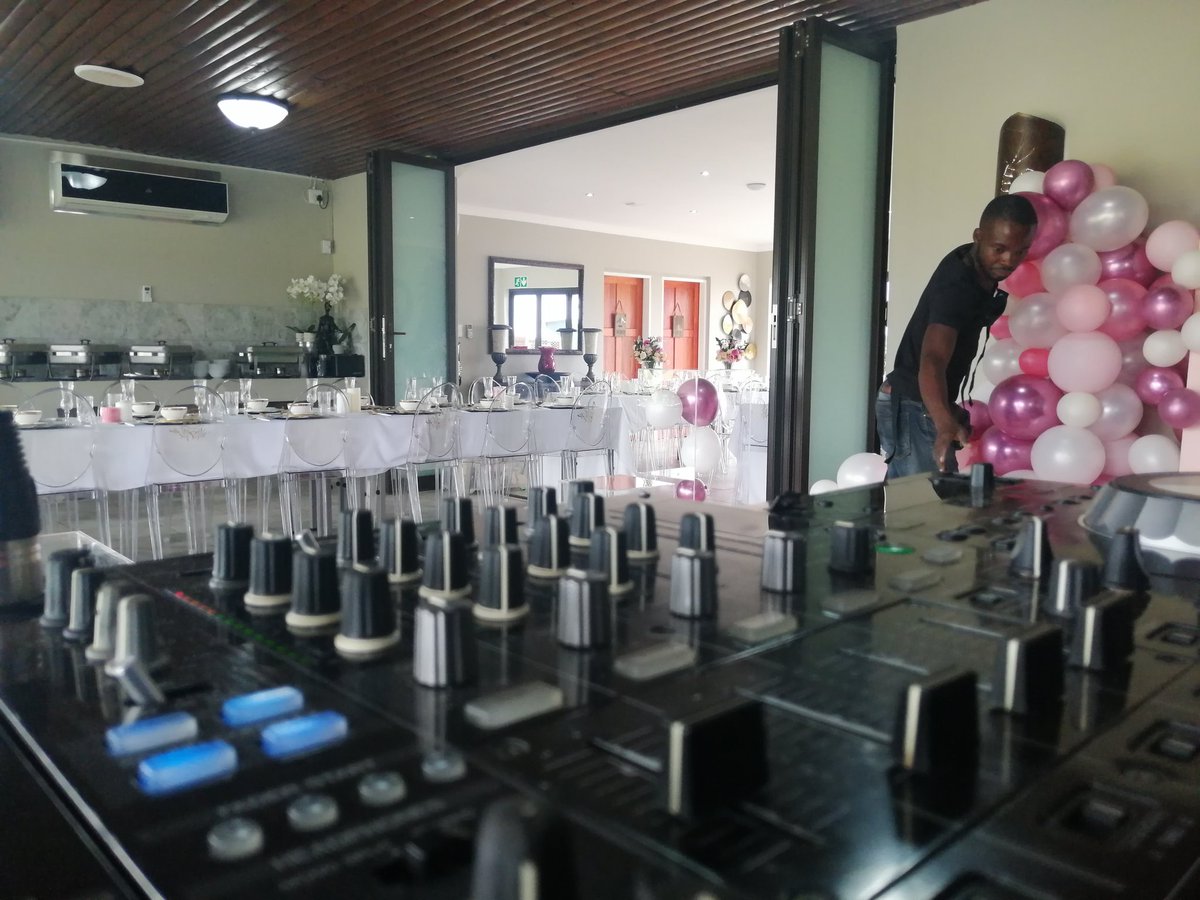 Pablo_Khumalo's tweet image. Bookings on : 076 566 3274 / 076 074 2204 (calls and whatsapp) 

Pksoundz and entertainments 🖤