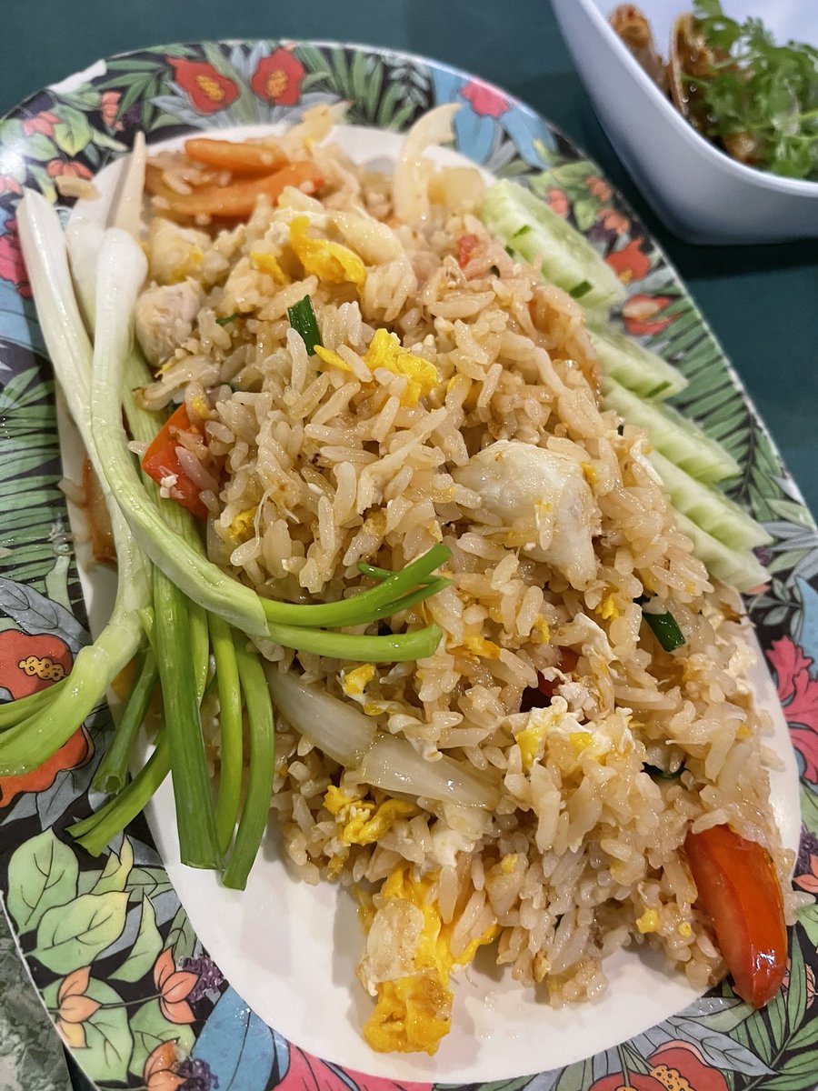 สวนอาหารเพ็ญ (ถนนจันทร์) ปูร้านนี้ดีไม่ไหวแล้ววว ไม่ต้องจิ้มน้ำจิ้มเลย หวานเจี๊ยบ! อยากให้ได้ลองกัน ตัวใหญ่มากก ปัจจุบันแทบหาไซส์นี้ไม่ได้แล้ว <a href="/aroii/">@aroii บอกต่อ</a>