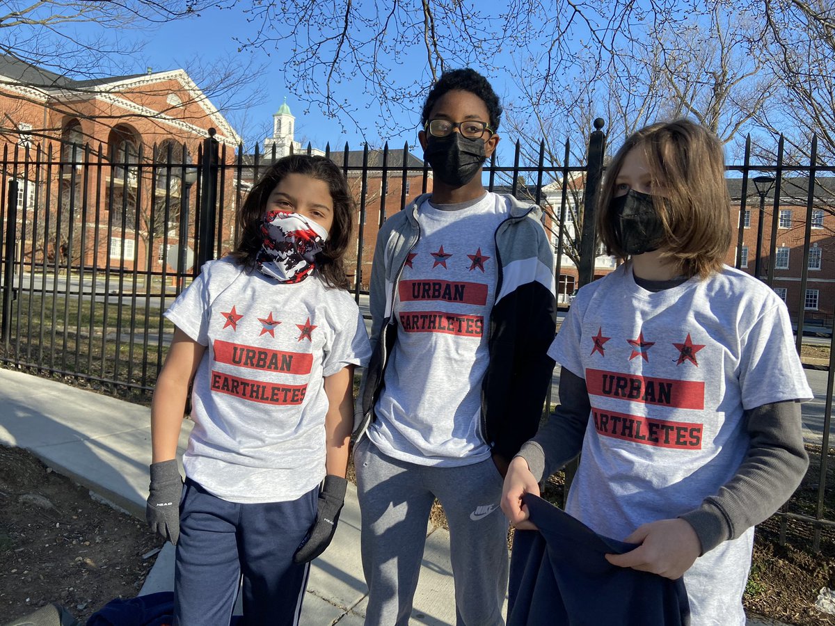 Nice job <a href="/DCISchool/">DCI School</a>! We picked up 78lbs of trash today, around our campus, during the #TrashFreeDC Spring Cleanup. Thanks to everyone who showed up to do the work. 💪🏾💪🏼💪🏻