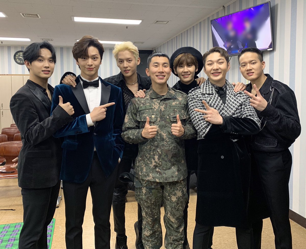 seobieloops's tweet photo. This anniversary feels a little bit different, we've been through a lot but let's hope that everything turns out well. Let's stay together till the end, yejiapsa 💙 9YEARS TO FOREVER BTOB 💙

#BTOB_NEVERENDIN9STORY 
#끝나지_않을_비투비_9년
#BTOB @OFFICIALBTOB https://t.co/C7el4ZDmak