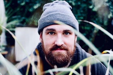 ComedyPops's tweet photo. #comedian, #writer, #Quaker, & full time legend @PopeLonergan will be on #comedypops this Friday! & we cannot wait. He's had sellout shows at @edfringe, @brightonfringe, @VAULTFestival! Catch him this week; book #freetickets right here: https://t.co/dZkf1bNWui #livecomedy ππΏππΏππΏ https://t.co/AXLKKVmplY