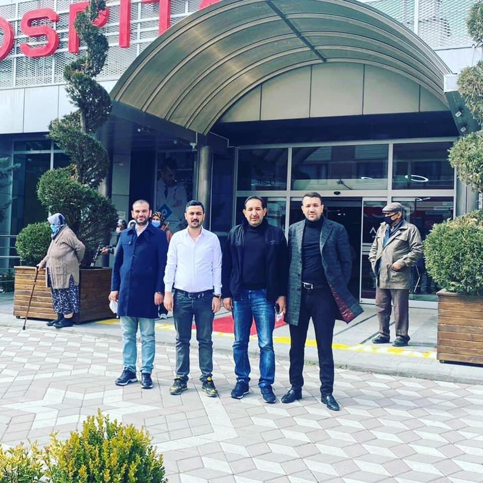 BozovaMhp's tweet photo. İl Başkanımız @Mhpmahmutgunes İl Başkan Yardımcılarımız @halilbarut063 ve @mesutreis77’le birlikte A LİFE Hospital Hastanesinde Siverek İlçe Başkanımız @mustafafettahli ve Üst Kurul Üyesi Ali Fettahlı’yı ziyaret ederek,Kurultay sürecinde gösterdikleri ilgiden dolayı teşekkür etti https://t.co/AL331mW46C