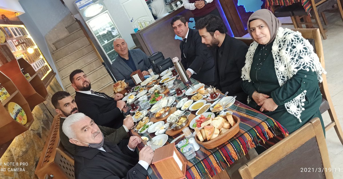 MehmetZekiAygn4's tweet photo. Bugünkü misafirlerimiz #Fransa dan #Nejdet #Coşkun bey ve değerli akrabaları #Türkiye ye yatırım yapmak için geldikleri için ayriyeten çok teşekkürler ediyorum kendilerine tekrardan hoş geldiniz afiyet olsun diyoruz https://t.co/f4KZvZIyag