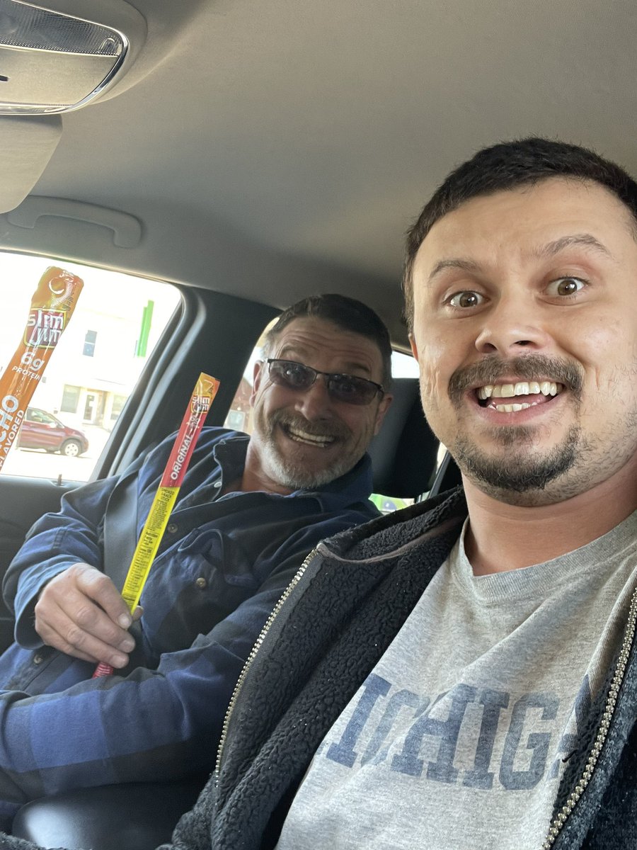 TrumpDonCoin's tweet photo. @slimjim Sharing with your Dad! #NachoOriginal https://t.co/JMM7euKeis