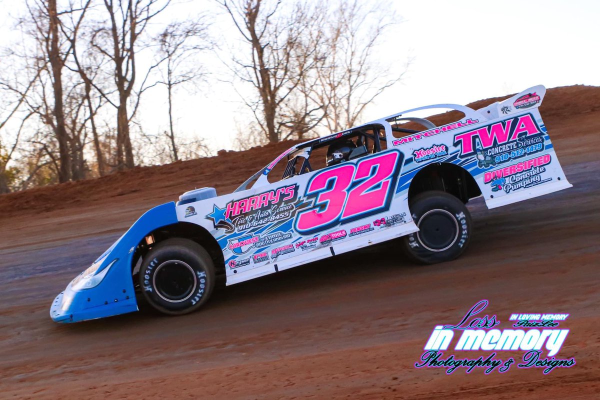 Dustin Mitchell Racing tweet media