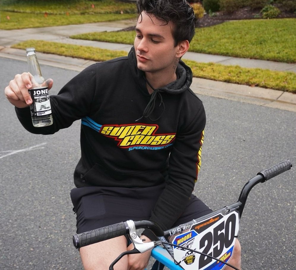 jonessodaco's tweet photo. Our Cream Soda be like that 

📷: @cammoorebmx https://t.co/7PiTp2YPFB