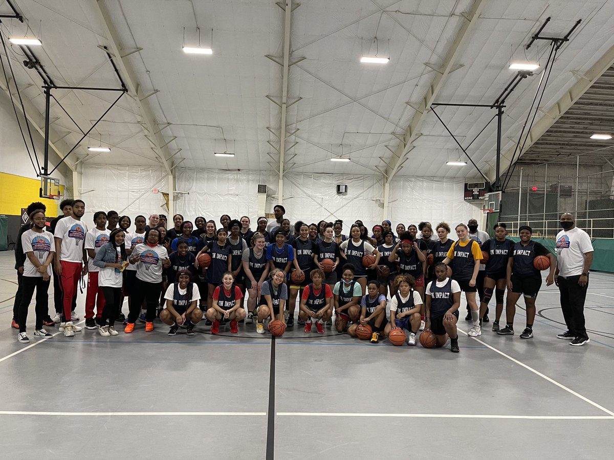onimpact3's tweet photo. Thanks To All The Players, Evaluators, Staff, Vendors, Sponsors &amp; College Coaches That Supported Our 1st Annual Girls Show Case.....I Appreciated Seeing Everyone Here https://t.co/thaLPfZXki