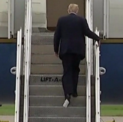 SusanBoartfield's tweet photo. @MonaSalama_ Trump is such a loser!! Remember when he had toilet paper stuck to his shoe as he was going up the stairs! Trump did lose to Biden by a lot! 7 million votes is a lot! https://t.co/hY0MBX0KbF